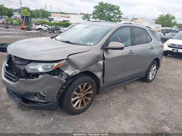 3GNAXSEV3JS560662 2018 CHEVROLET EQUINOX - Image 2