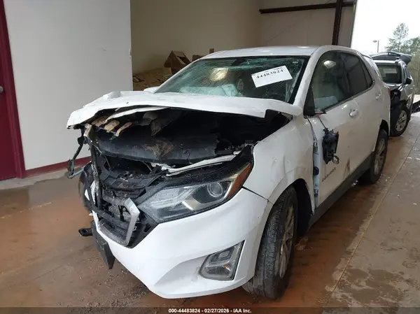 3GNAXSEV3JS572813 2018 CHEVROLET EQUINOX - Image 2