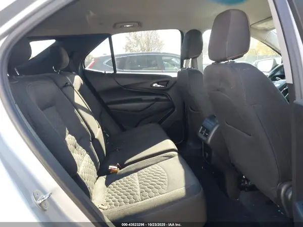 3GNAXSEV3JS576893 2018 CHEVROLET EQUINOX - Image 8