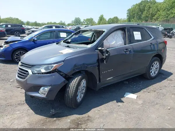 3GNAXSEV3JS608192 2018 CHEVROLET EQUINOX - Image 2