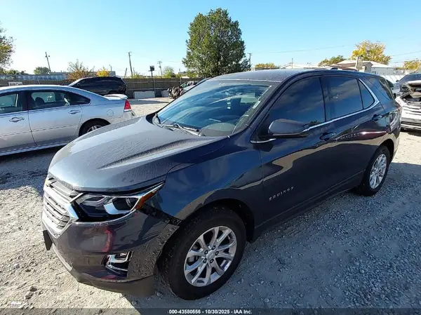 3GNAXSEV3JS633674 2018 CHEVROLET EQUINOX - Image 2