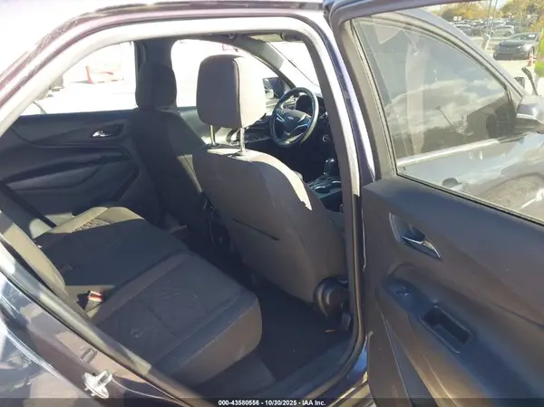 3GNAXSEV3JS633674 2018 CHEVROLET EQUINOX - Image 8