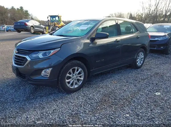 3GNAXSEV3KL197758 2019 CHEVROLET EQUINOX - Image 2