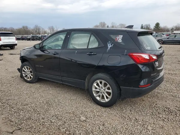 3GNAXSEV3KL304565 2019 CHEVROLET EQUINOX - Image 2