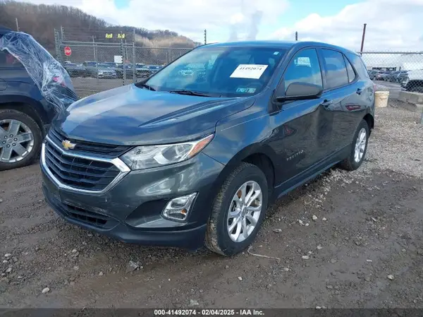 3GNAXSEV3KS555561 2019 CHEVROLET EQUINOX - Image 2