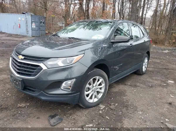 3GNAXSEV3KS671956 2019 CHEVROLET EQUINOX - Image 2
