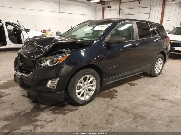 3GNAXSEV3LS727556 2020 CHEVROLET EQUINOX - Image 2