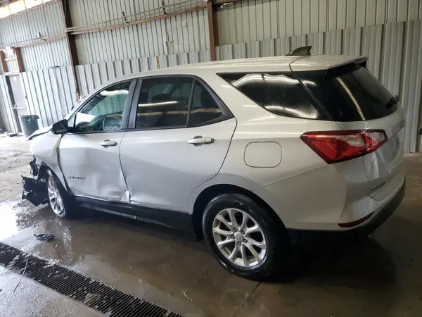 3GNAXSEV3MS100082 2021 CHEVROLET EQUINOX - Image 2