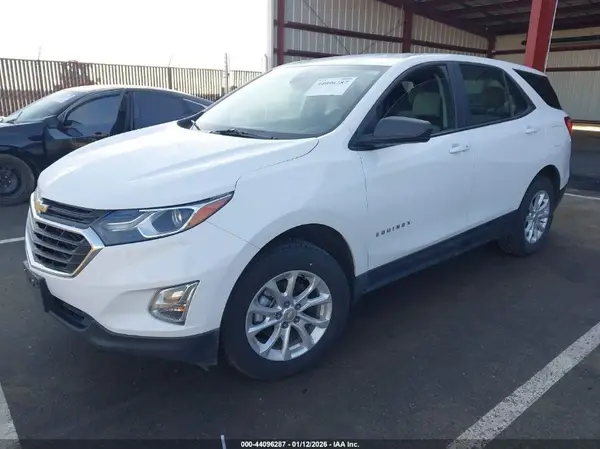 3GNAXSEV3MS118159 2021 CHEVROLET EQUINOX - Image 2