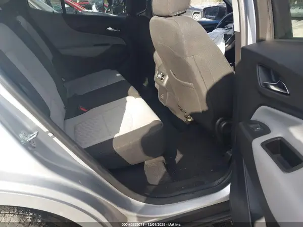 3GNAXSEV3MS154837 2021 CHEVROLET EQUINOX - Image 8