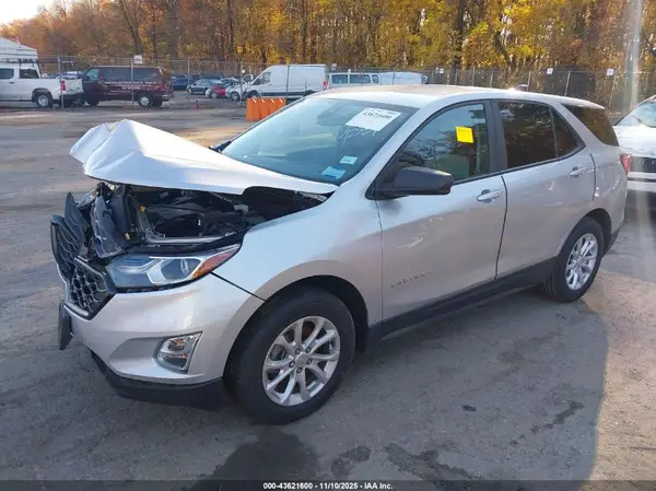 3GNAXSEV3MS161254 2021 CHEVROLET EQUINOX - Image 2