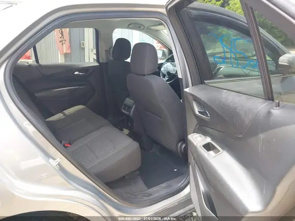 3GNAXSEV4JS565756 2018 CHEVROLET EQUINOX - Image 8