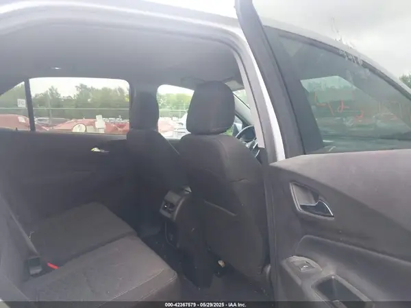 3GNAXSEV4JS571136 2018 CHEVROLET EQUINOX - Image 8