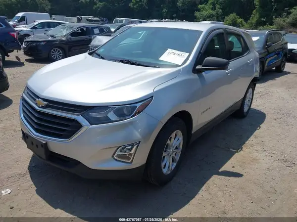3GNAXSEV4KS680875 2019 CHEVROLET EQUINOX - Image 2