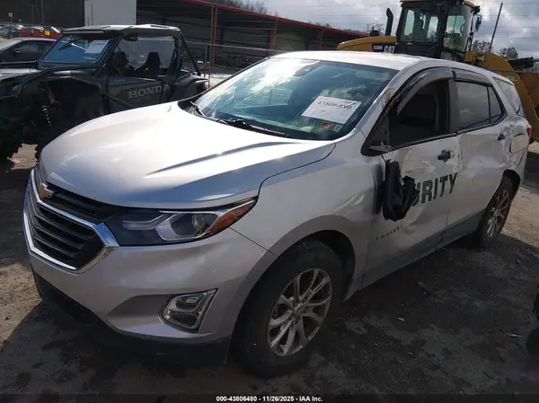 3GNAXSEV4LS603179 2020 CHEVROLET EQUINOX - Image 2