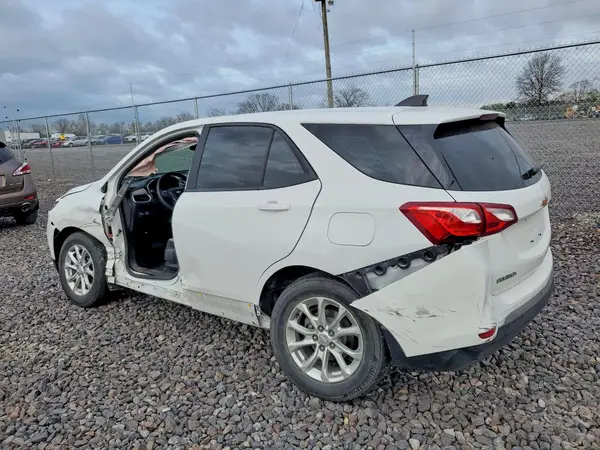 3GNAXSEV4LS707526 2020 CHEVROLET EQUINOX - Image 2