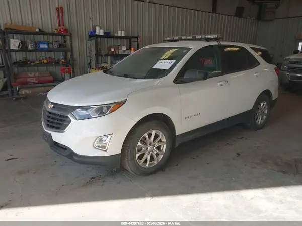 3GNAXSEV4MS176619 2021 CHEVROLET EQUINOX - Image 2