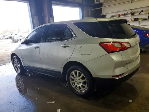 3GNAXSEV5JS527968 2018 CHEVROLET EQUINOX - Image 2