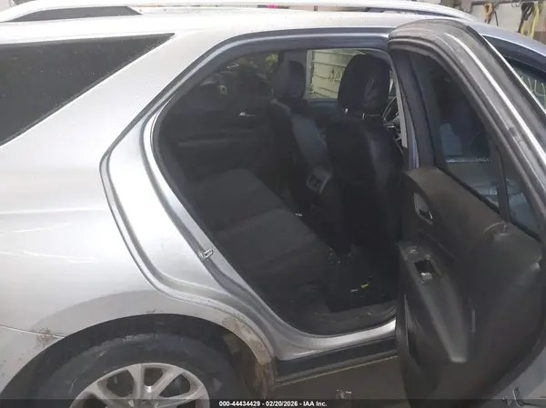 3GNAXSEV5JS568746 2018 CHEVROLET EQUINOX - Image 8