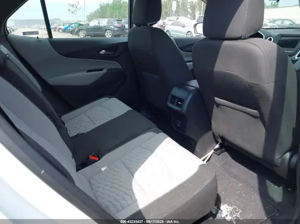 3GNAXSEV5KS580140 2019 CHEVROLET EQUINOX - Image 8