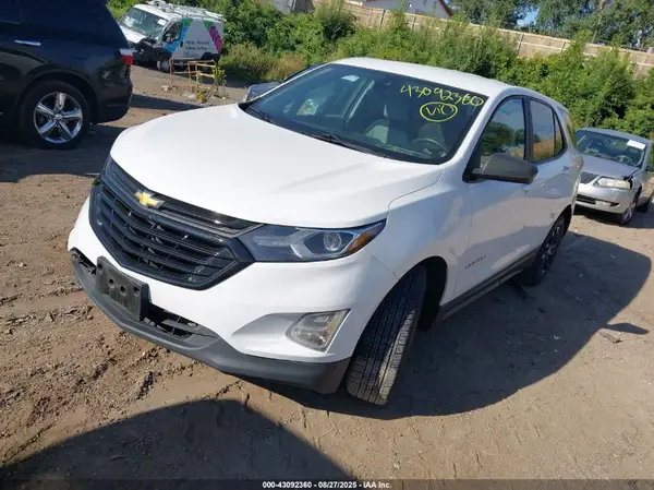 3GNAXSEV5LS597828 2020 CHEVROLET EQUINOX - Image 2