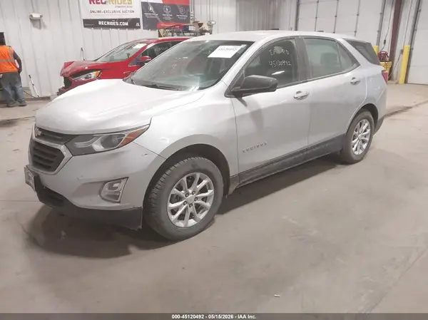 3GNAXSEV5LS636675 2020 CHEVROLET EQUINOX - Image 2
