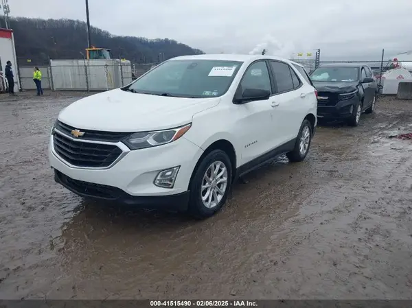 3GNAXSEV5MS124674 2021 CHEVROLET EQUINOX - Image 2