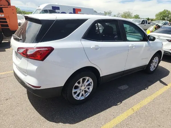 3GNAXSEV5MS141927 2021 CHEVROLET EQUINOX - Image 2