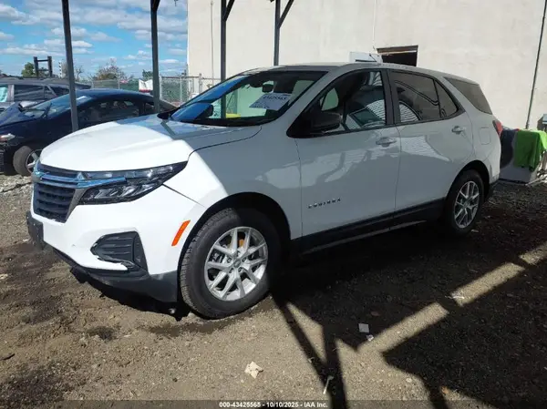 3GNAXSEV5NS247490 2022 CHEVROLET EQUINOX - Image 2