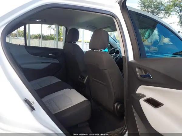 3GNAXSEV5NS247490 2022 CHEVROLET EQUINOX - Image 8