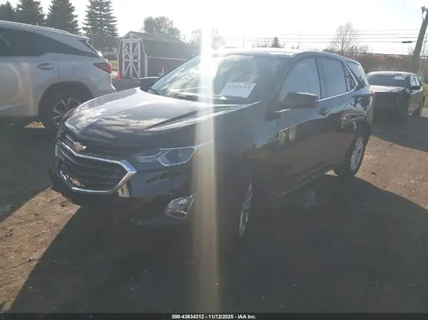 3GNAXSEV6JL315736 2018 CHEVROLET EQUINOX - Image 2