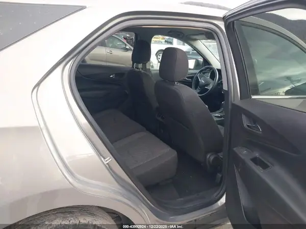3GNAXSEV6JS532628 2018 CHEVROLET EQUINOX - Image 8