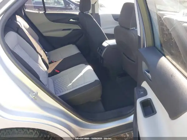 3GNAXSEV6KL165256 2019 CHEVROLET EQUINOX - Image 8