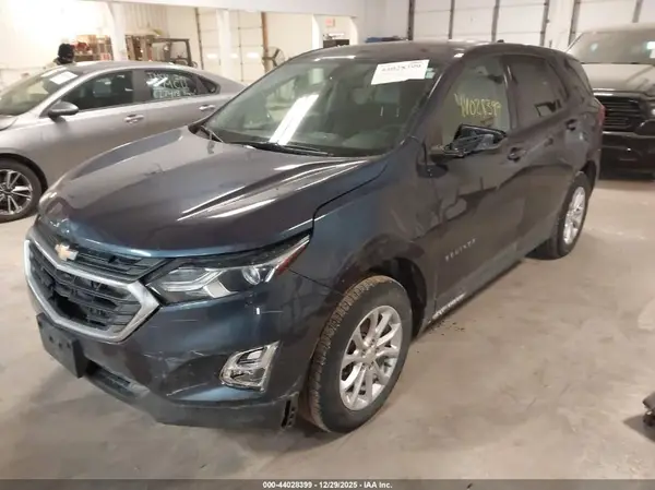 3GNAXSEV6KL324633 2019 CHEVROLET EQUINOX - Image 2