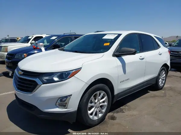 3GNAXSEV6KS632388 2019 CHEVROLET EQUINOX - Image 2