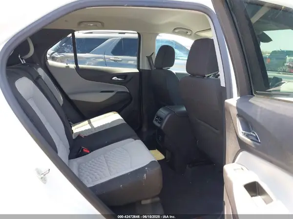 3GNAXSEV6KS632388 2019 CHEVROLET EQUINOX - Image 8