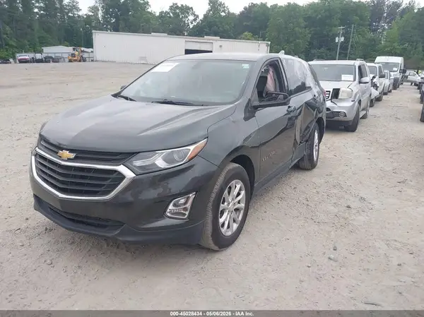3GNAXSEV6KS671143 2019 CHEVROLET EQUINOX - Image 2