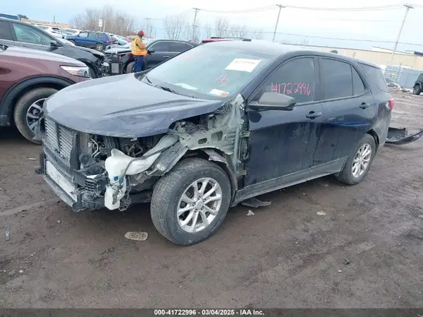3GNAXSEV6LS544975 2020 CHEVROLET EQUINOX - Image 2