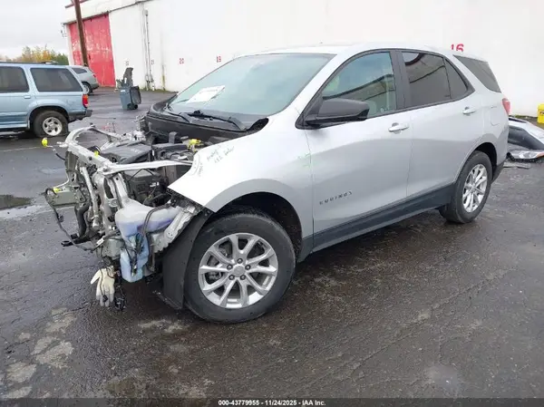 3GNAXSEV6LS709777 2020 CHEVROLET EQUINOX - Image 2