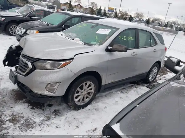 3GNAXSEV6MS111528 2021 CHEVROLET EQUINOX - Image 2