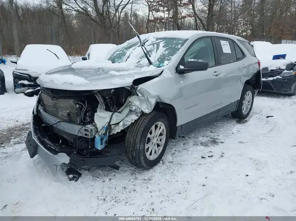 3GNAXSEV6MS145467 2021 CHEVROLET EQUINOX - Image 2