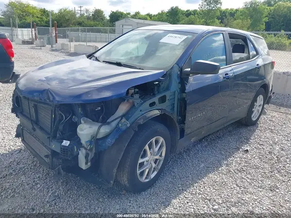 3GNAXSEV6NS182987 2022 CHEVROLET EQUINOX - Image 2