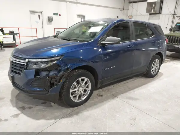 3GNAXSEV6NS230259 2022 CHEVROLET EQUINOX - Image 2