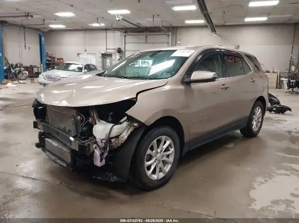 3GNAXSEV7JL105503 2018 CHEVROLET EQUINOX - Image 2