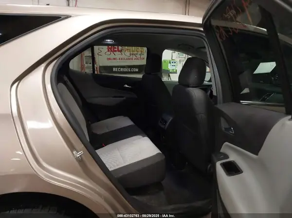 3GNAXSEV7JL105503 2018 CHEVROLET EQUINOX - Image 8
