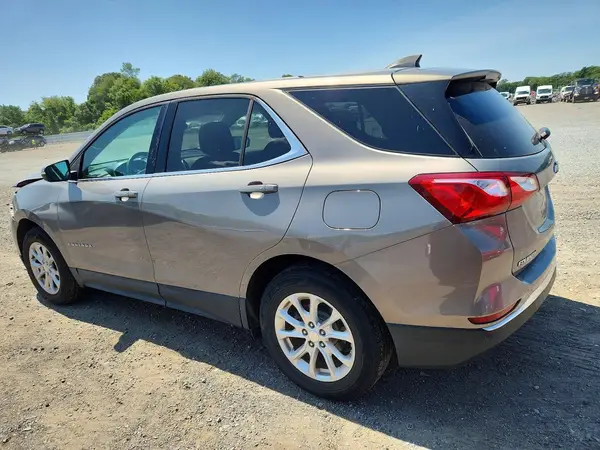 3GNAXSEV7JS500755 2018 CHEVROLET EQUINOX - Image 2