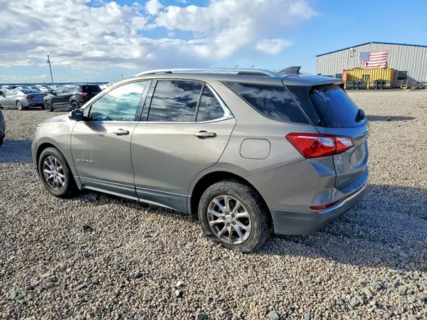 3GNAXSEV7JS500948 2018 CHEVROLET EQUINOX - Image 2