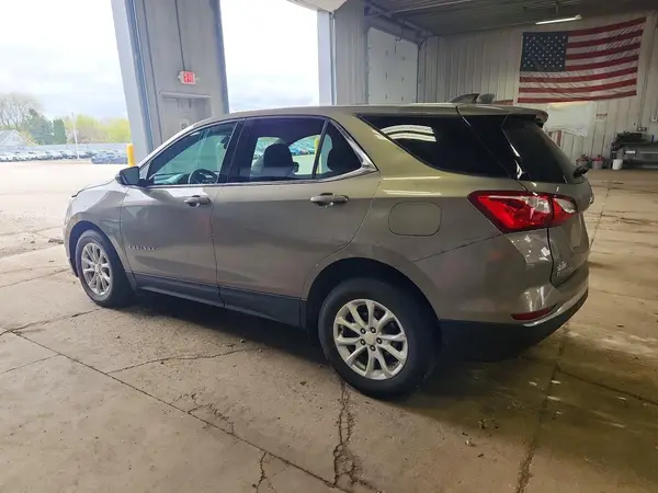 3GNAXSEV7JS525333 2018 CHEVROLET EQUINOX - Image 2