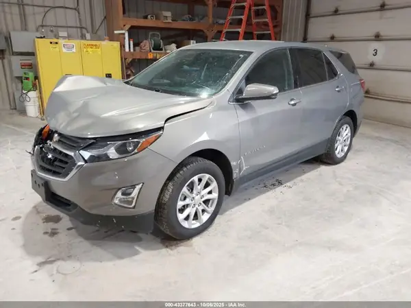 3GNAXSEV7JS578095 2018 CHEVROLET EQUINOX - Image 2