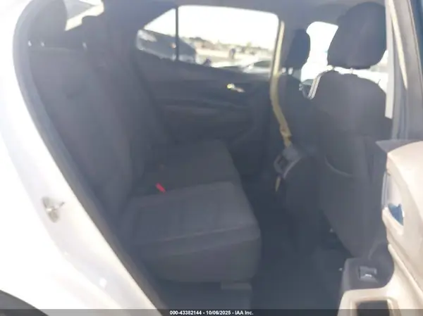 3GNAXSEV7JS583197 2018 CHEVROLET EQUINOX - Image 8